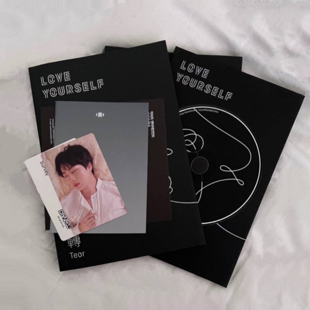 Bts love yourself album(Jin photo card included)